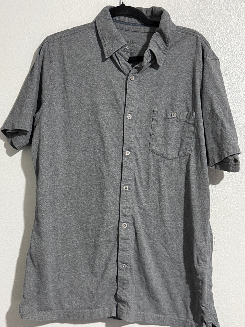 Kuhl Men's Short-Sleeve Button-Down Shirt in Gray